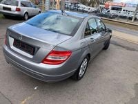 Gebraucht Mercedes C180 156 PS (114 kW) 2010 Silber Limousine