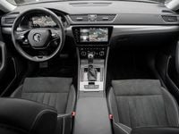 Gebraucht Skoda Superb Style 200 PS (147 kW) 2024 Grau Kombi