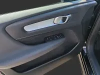 Gebraucht Volvo XC40 Core 2024 Schwarz SUV