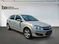 Gebraucht Opel Astra 116 PS (85 kW) 2008 Pannacotta Limousine