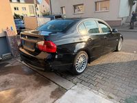 Gebraucht BMW 330 231 PS (169 kW) 2008 Schwarz Limousine