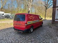 Gebraucht Toyota HiAce 103 PS (75 kW) 2005 Rot Van / Kleinbus