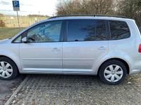 Gebraucht VW Touran Cross 140 PS (102 kW) 2014 Silber Van / Kleinbus