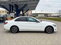 Gebraucht Mercedes C180 Avantgarde 156 PS (114 kW) 2020 Weiß Limousine