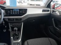 Gebraucht VW Polo Move 80 PS (58 kW) 2024 Kingsredmetallic Kleinwagen