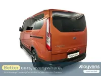 Gebraucht Ford Tourneo 170 PS (125 kW) 2023 Hokkaidoorange metallic Van / Kleinbus