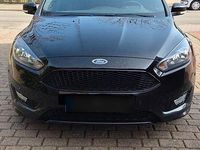 Gebraucht Ford Focus ST-Line 120 PS (88 kW) 2017 Schwarz Kombi