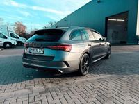 Gebraucht Skoda Octavia RS 265 PS (194 kW) 2024 Graphitegrau metallic Kombi