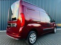 Gebraucht Fiat Doblò 101 PS (74 kW) 2018 Rot Van / Kleinbus