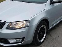 Gebraucht Skoda Octavia 150 PS (110 kW) 2014 Grau Kleinwagen