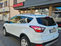 Usado Ford Kuga Cool & Connect 150 CV (110 kW) 2019 Blanco SUV