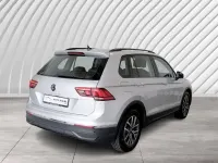 Gebraucht VW Tiguan Life 150 PS (110 kW) 2023 Reflexsilber metallic SUV