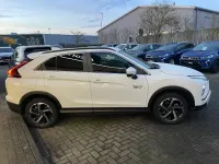 Gebraucht Mitsubishi Eclipse Cross Plus 188 PS (138 kW) 2021 Weiß SUV
