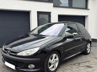 Gebraucht Peugeot 206 109 PS (80 kW) 2001 Schwarz Kleinwagen