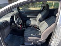 Gebraucht VW Fox 54 PS (39 kW) 2006 Silber Kleinwagen