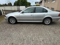 Gebraucht BMW 525 192 PS (141 kW) 2000 Silber Limousine