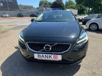 Gebraucht Volvo V40 Kinetic 152 PS (111 kW) 2018 Schwarz Limousine