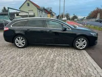 Gebraucht Peugeot 508 SW 120 PS (88 kW) 2016 Lackierung schwarz perla nera/ Kombi
