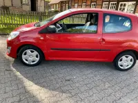 Gebraucht Renault Twingo 75 PS (55 kW) 2011 Rot Kleinwagen