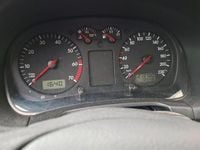 Gebraucht VW Golf IV 75 PS (55 kW) 2002 Grau Limousine