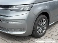 Gebraucht VW Multivan Life 245 PS (180 kW) 2025 Monosilber (silber) Van / Kleinbus
