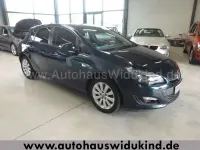Gebraucht Opel Astra Style 110 PS (80 kW) 2015 Grün Limousine