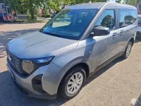 Neu Ford Tourneo Courier 125 PS (91 kW) 2026 Silber Van / Kleinbus