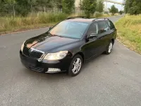 Gebraucht Skoda Octavia 122 PS (89 kW) 2010 Schwarz Kombi