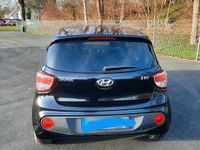 Gebraucht Hyundai i10 Style 87 PS (63 kW) 2019 Schwarz Kleinwagen