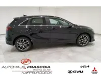 Neu Kia Ceed 140 PS (102 kW) 2026 Schwarz Kleinwagen