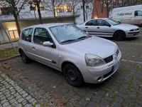 Gebraucht Renault Clio 84 PS (61 kW) 2005 Silber Kleinwagen