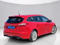 Używany Ford Focus S 150 KM (110 kW) 2013 Czerwony Kombi