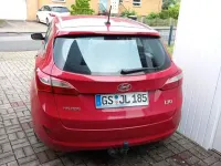 Gebraucht Hyundai i30 Trend 99 PS (72 kW) 2013 Rot Kombi