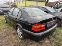 Gebraucht BMW 316 116 PS (85 kW) 2003 Black sapphire metallic Limousine