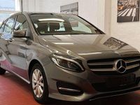 Gebraucht Mercedes B220 Style 177 PS (130 kW) 2016 Grau Van / Kleinbus