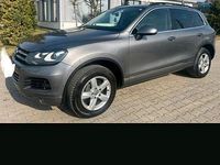 Gebraucht VW Touareg 245 PS (180 kW) 2011 Grau SUV