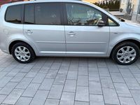 Gebraucht VW Touran Match 140 PS (102 kW) 2013 Silber Van / Kleinbus
