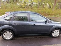 gebraucht Ford Focus 1,6 Ambiente Ambiente