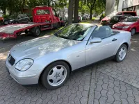 Gebraucht Mercedes SLK230 193 PS (141 kW) 1999 Silber Cabrio