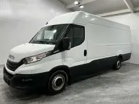Używany Iveco Daily 156 KM (114 kW) 2023 Biały Van