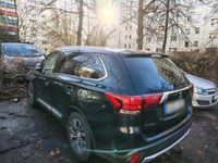 Gebraucht Mitsubishi Outlander 150 PS (110 kW) 2015 Schwarz SUV