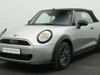 Gebraucht Mini Cooper Cabriolet Favoured 163 PS (119 kW) 2025 Grau Cabrio