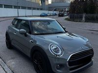 Gebraucht Mini Cooper 136 PS (100 kW) 2019 Grau Kleinwagen