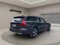 Gebraucht Volvo V60 CC 145 PS (106 kW) 2023 Kombi