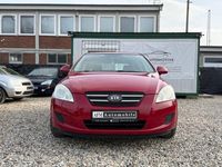 Gebraucht Kia Ceed 109 PS (80 kW) 2007 Rot Kleinwagen