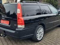 Second-hand Volvo V70 163 CP (119 kW) 2007 Negru Break