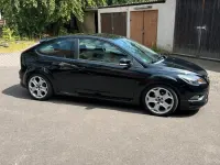 Gebraucht Ford Focus 125 PS (91 kW) 2009 Schwarz Coupé