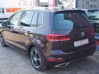 Gebraucht VW Golf VII Highline 150 PS (110 kW) 2018 Schwarz Limousine