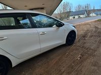 Gebraucht Kia Ceed 101 PS (74 kW) 2016 Weiß Kleinwagen