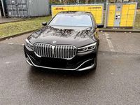 Gebraucht BMW 730 Shadowline 265 PS (194 kW) 2019 Schwarz Limousine